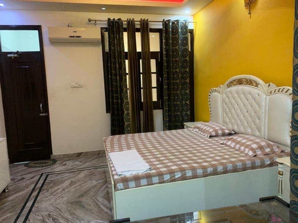 S4 Home Stay -5 Mint From Golden Temple Amritsar Exterior photo