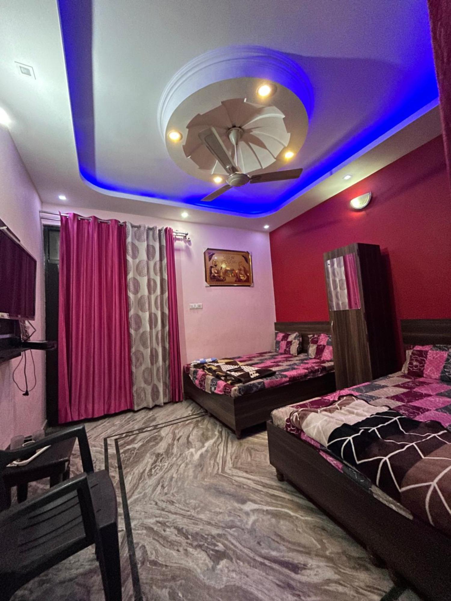 S4 Home Stay -5 Mint From Golden Temple Amritsar Exterior photo